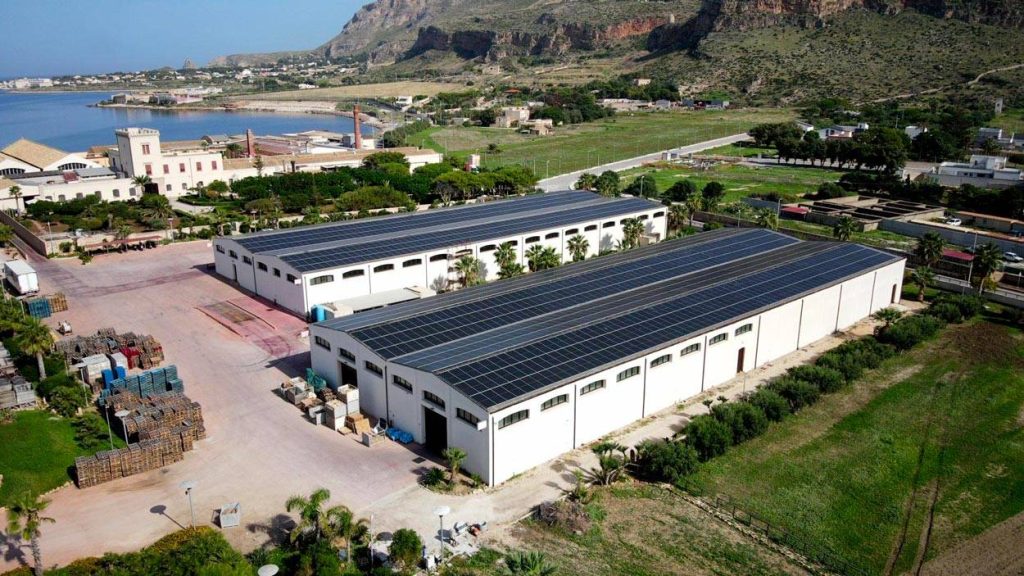 Impianto fotovoltaico su capannone aziendale